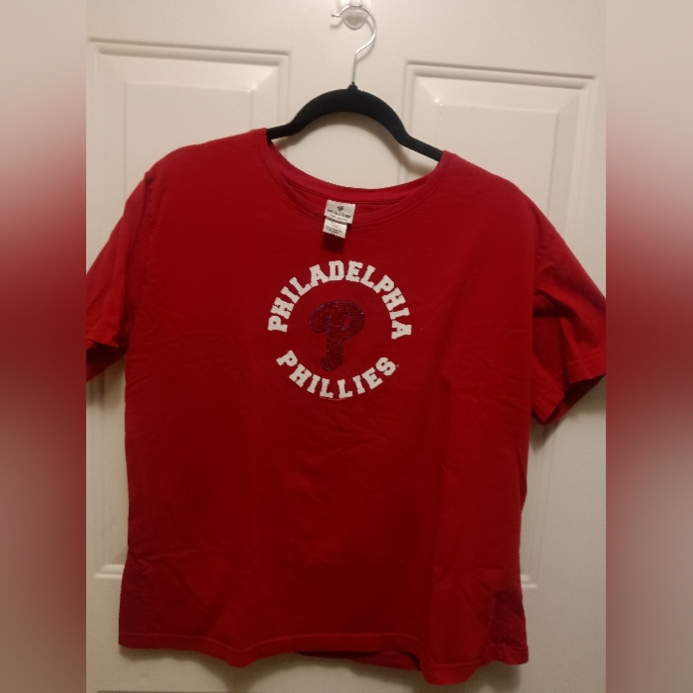 Phillies T-shirt. With Rhinestones.